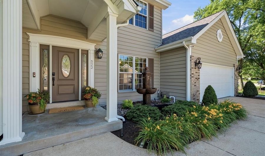 522 Arbor Meadow Dr, Ballwin, MO 63021 - 4 Beds, 4 Bath