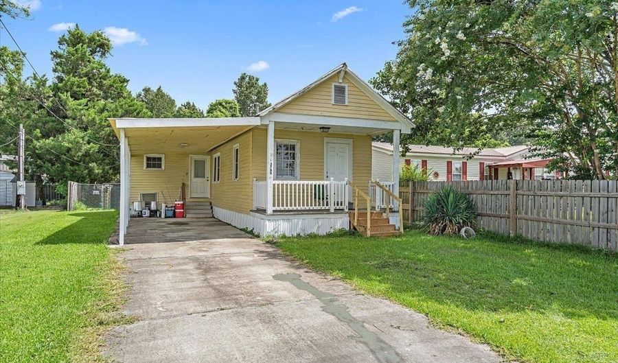 3760 Addis Ln, Addis, LA 70710 - 2 Beds, 1 Bath