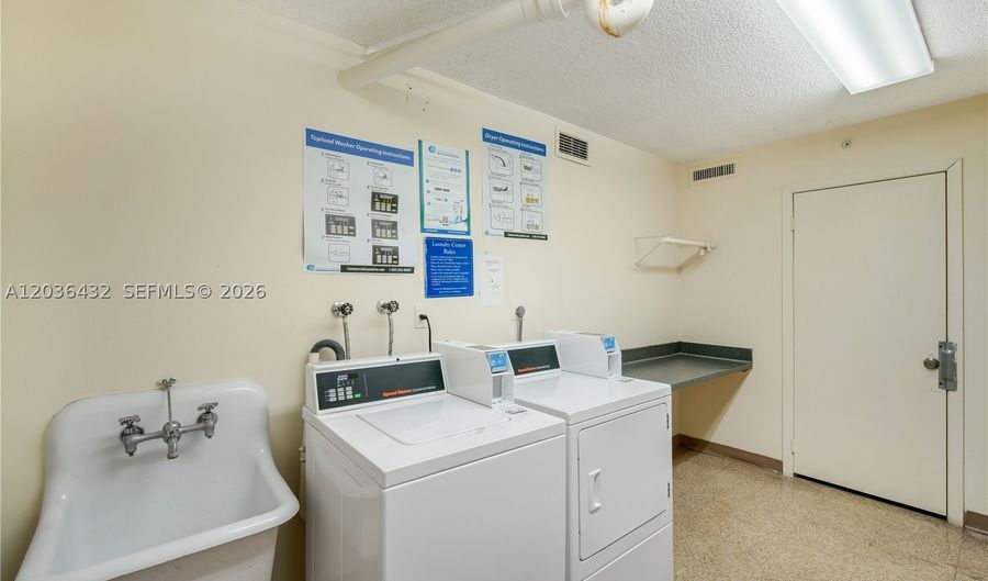 2750 NE 183rd St 504, Aventura, FL 33160 - 2 Beds, 2 Bath