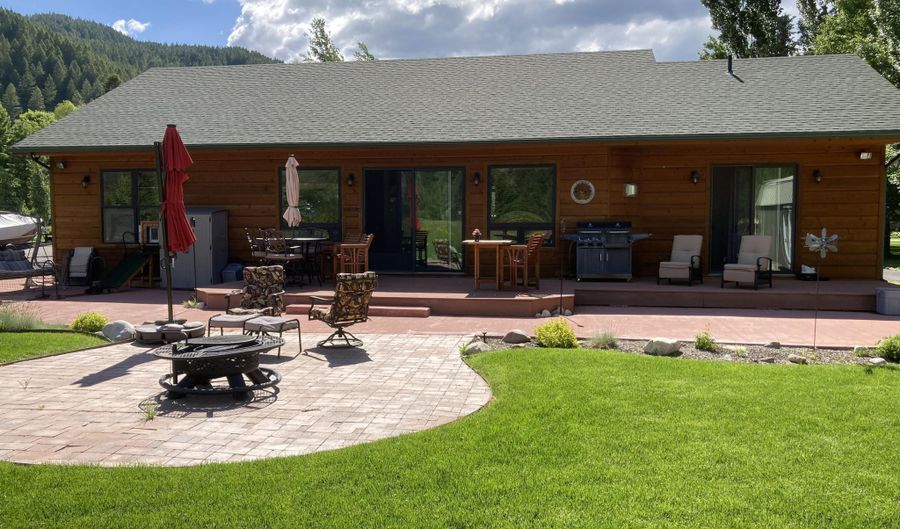 525 THREE RIVERS Dr, Alpine, WY 83128 - 3 Beds, 3 Bath