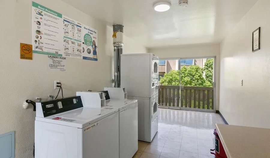 5700 Baltimore Dr 153, La Mesa, CA 91942 - 2 Beds, 3 Bath