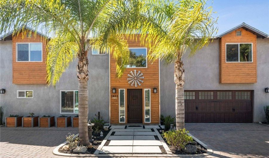 1611 Whaley St, Oceanside, CA 92054 - 3 Beds, 3 Bath