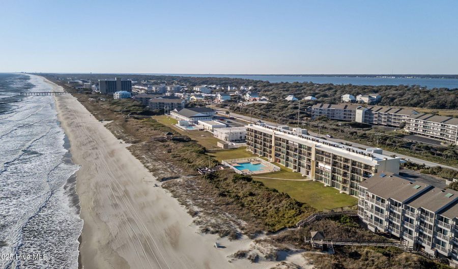 2305 W Ft Macon Rd 101, Atlantic Beach, NC 28512 - 2 Beds, 2 Bath