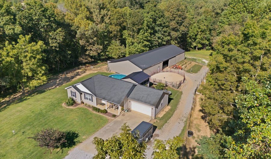 141 Parker Ln, Barbourville, KY 40906 - 3 Beds, 2 Bath