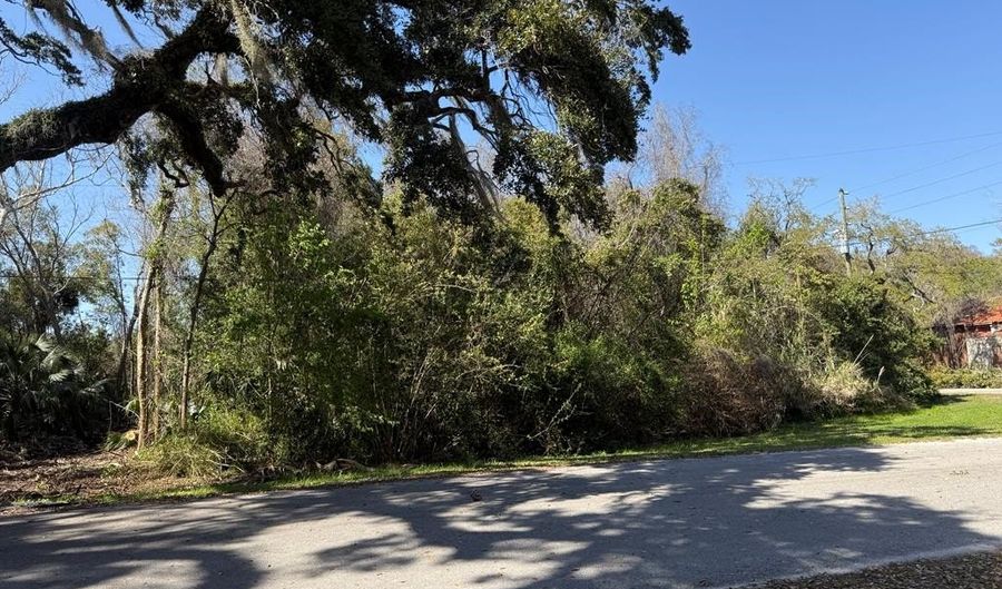 200 210 5th St, Apalachicola, FL 32320 - 0 Beds, 0 Bath