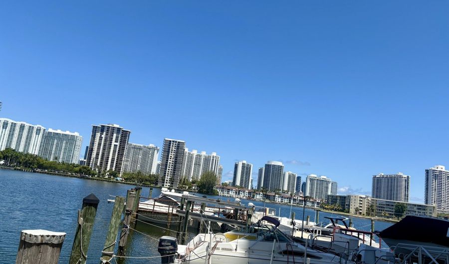 18061 Biscayne Blvd 502, Aventura, FL 33160 - 2 Beds, 2 Bath