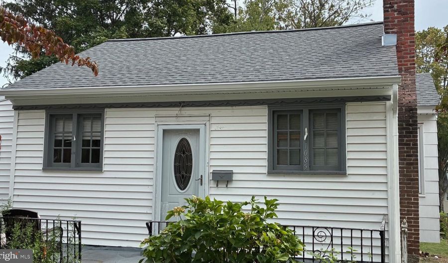 1085 HIGHLAND Ave, Abington, PA 19001 - 2 Beds, 1 Bath