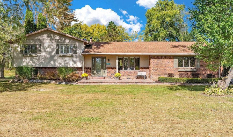 16101 34 Mile, Armada, MI 48005 - 4 Beds, 2 Bath