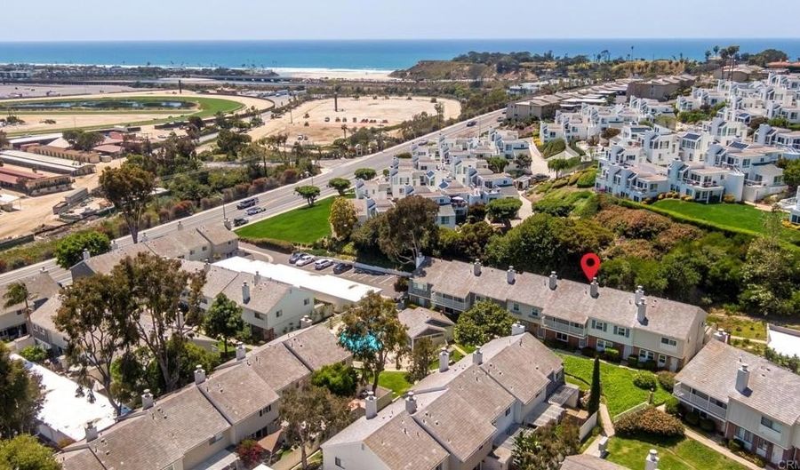 827 Del Mar Downs Rd E, Solana Beach, CA 92075 - 3 Beds, 3 Bath