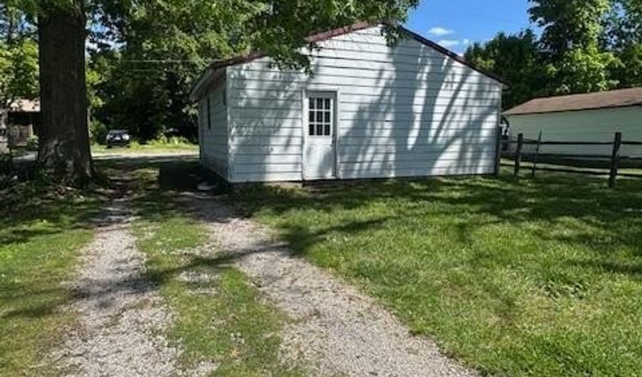 1414 Beacon Rd, Anderson Twp., OH 45230 - 3 Beds, 1 Bath