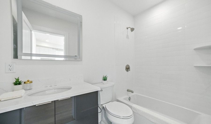 38 Hichborn 201, Boston, MA 02135 - 0 Beds, 1 Bath