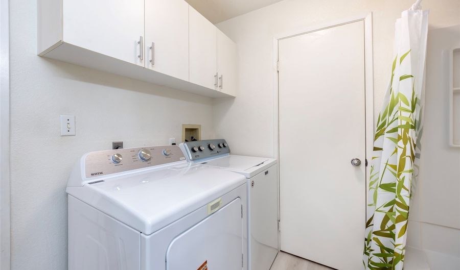 46-1059 Emepela Way 4U, Kaneohe, HI 96744 - 2 Beds, 1 Bath