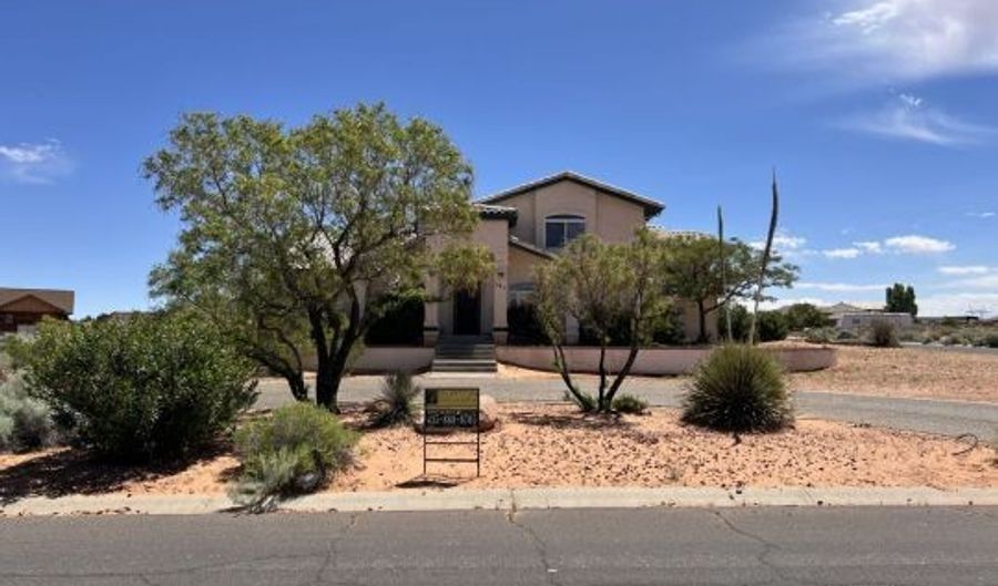 341 Morgan Rd, Page, AZ 86040 - 4 Beds, 4 Bath