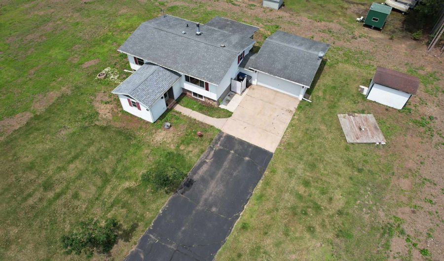 6111 MAGNOLIA Dr, Wisconsin Rapids, WI 54494 - 3 Beds, 1 Bath