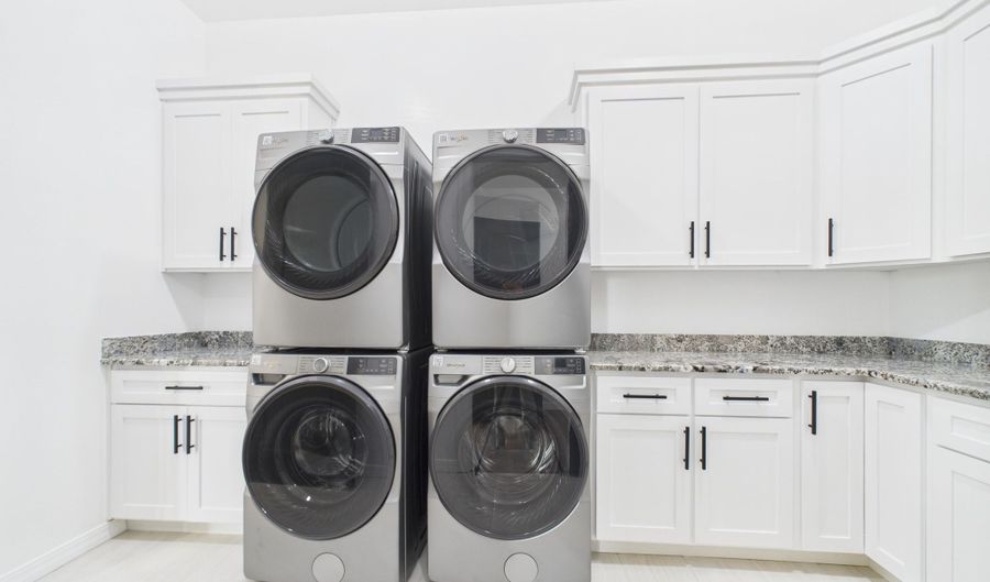 20 ROAD 3627, Aztec, NM 87410 - 4 Beds, 3 Bath