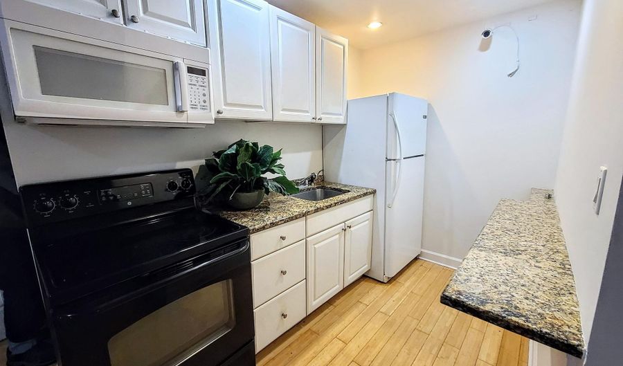 711 Wisteria Rd, Atlantic City, NJ 08401 - 2 Beds, 2 Bath