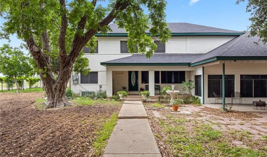 3603 E Saint Francis Ave, Alton, TX 78573 - 5 Beds, 5 Bath