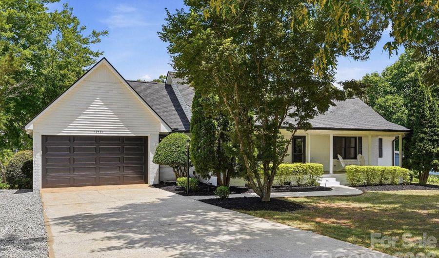 49435 River Run Rd, Albemarle, NC 28001 - 3 Beds, 3 Bath