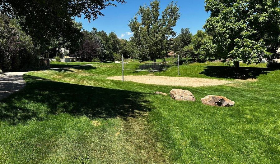 2736 Winding Trail Dr, Boulder, CO 80304 - 4 Beds, 3 Bath