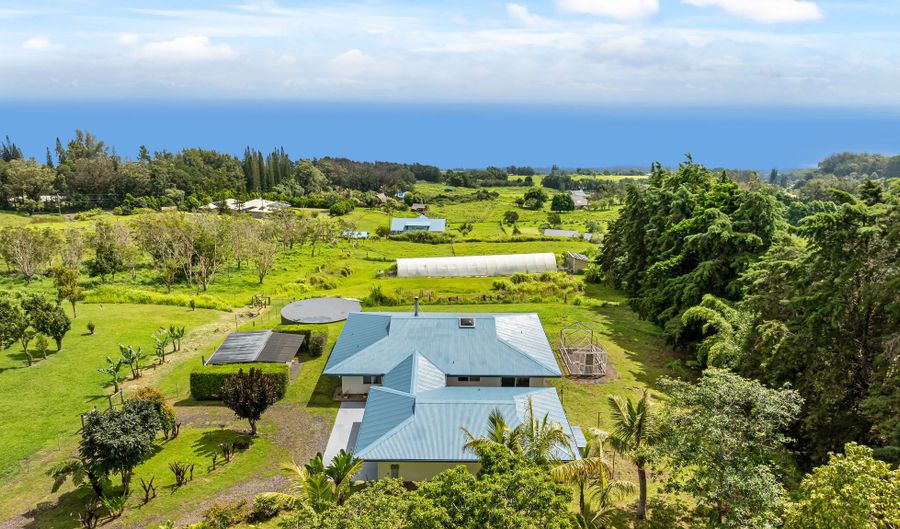 44-2554 KEAHUA Rd, Honokaa, HI 96727 - 6 Beds, 6 Bath