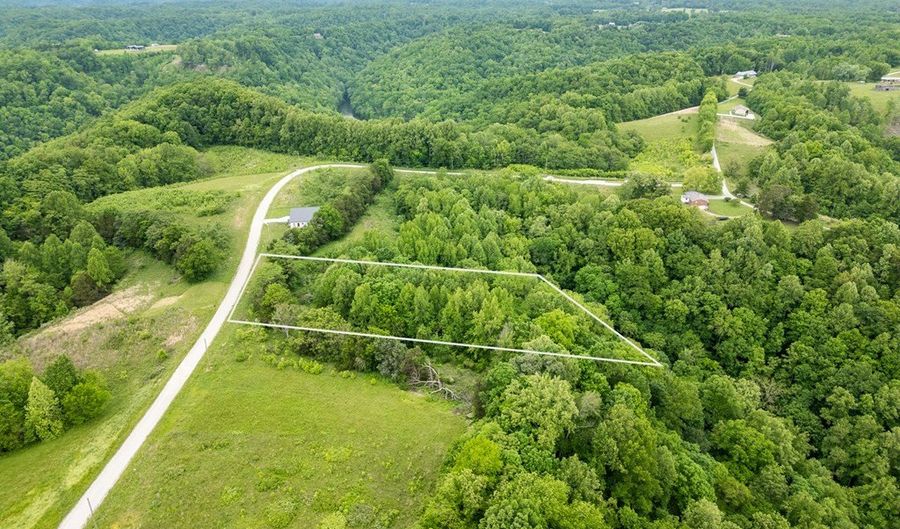 Lake Bluff Rd lot 32, Baxter, TN 38544 - 0 Beds, 0 Bath