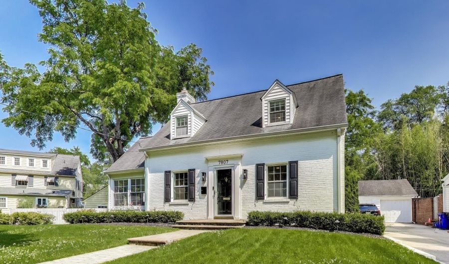 7807 GLENBROOK Rd, Bethesda, MD 20814 - 3 Beds, 3 Bath