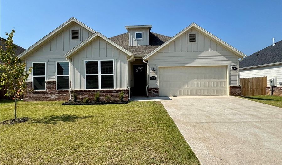 5910 SW Desert Ave, Bentonville, AR 72713 - 4 Beds, 2 Bath