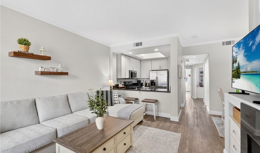 1027 S Stresa, Anaheim, CA 92808 - 2 Beds, 2 Bath