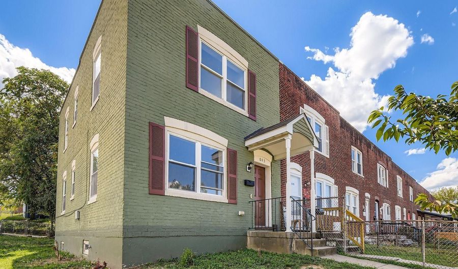 843 E JEFFREY St, Baltimore, MD 21225 - 3 Beds, 2 Bath