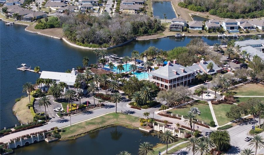 5228 BRIGHTON SHORE Dr, Apollo Beach, FL 33572 - 4 Beds, 4 Bath