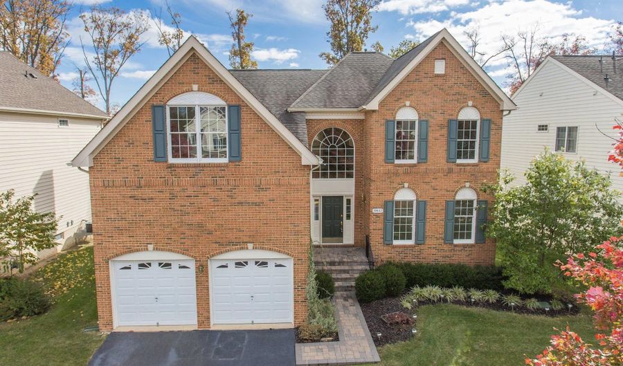 20032 BLACKWOLF RUN Pl, Ashburn, VA 20147 - 4 Beds, 4 Bath