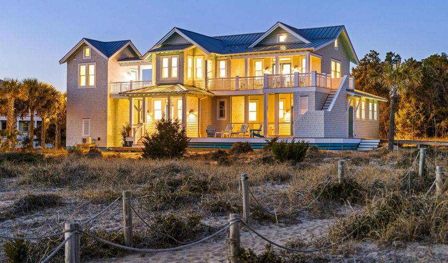 20 Coquina Trl, Bald Head Island, NC 28461 - 5 Beds, 5 Bath