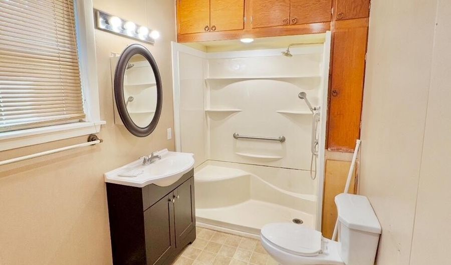 114 E Crapo St, Alpena, MI 49707 - 3 Beds, 1 Bath