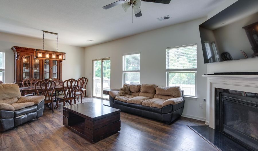 154 VIVIAN, Atoka, TN 38004 - 3 Beds, 2 Bath