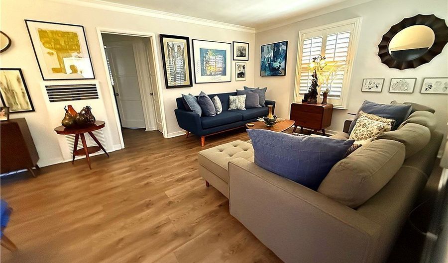 4041 Perlita Ave B, Los Angeles, CA 90039 - 2 Beds, 1 Bath