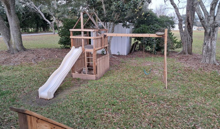 11330 Audubon Rd, Abbeville, LA 70510 - 3 Beds, 2 Bath
