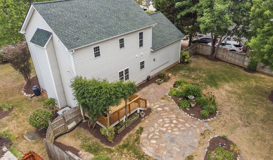108 Grassy Ridge Ct, Apex, NC 27502 - 3 Beds, 3 Bath