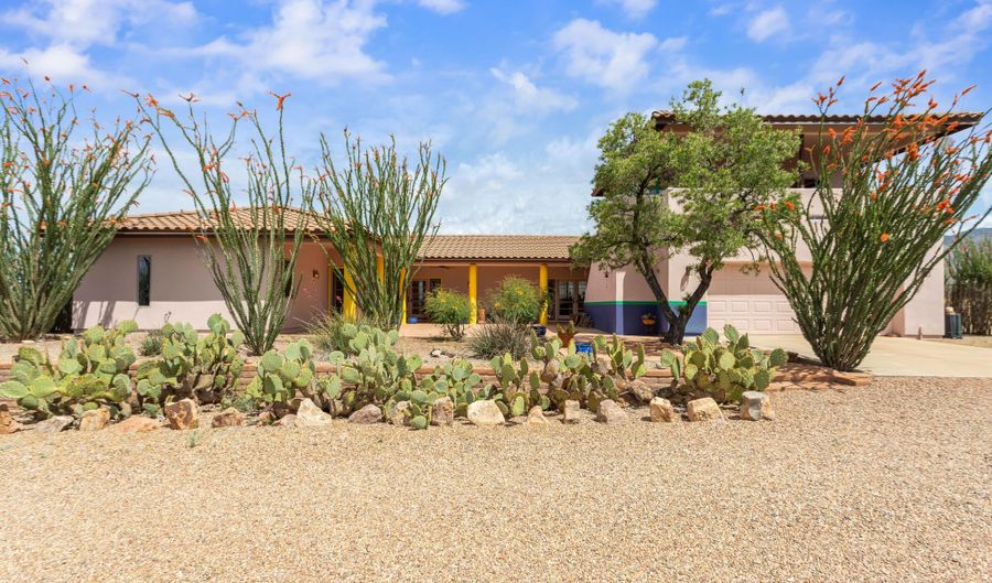 995 S Ruby Dare Rd, Bisbee, AZ 85603 - 3 Beds, 4 Bath