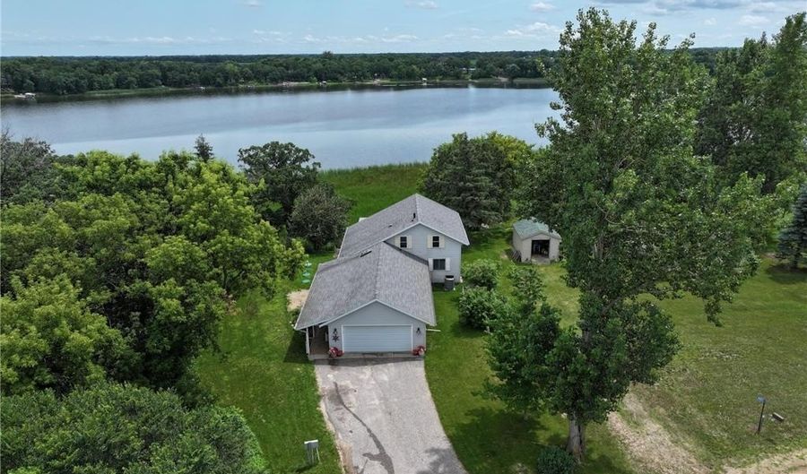 7997 Meades Addn Dr SE, Alexandria, MN 56308 - 3 Beds, 3 Bath