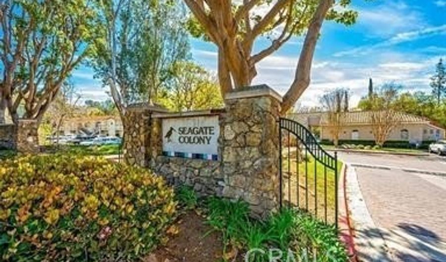 94 Cinnamon Teal, Aliso Viejo, CA 92656 - 1 Beds, 1 Bath