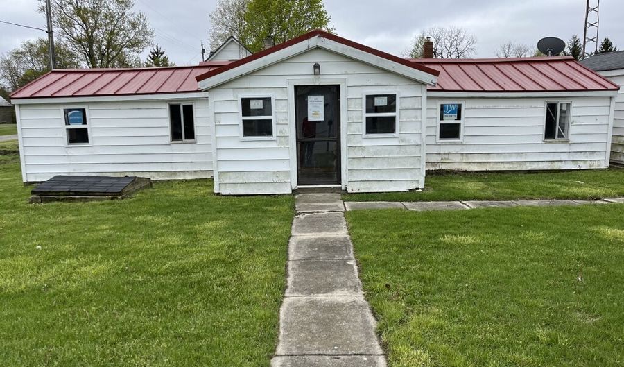 1010 W State Road 18, Hartford City, IN 47348 - 1 Beds, 1 Bath
