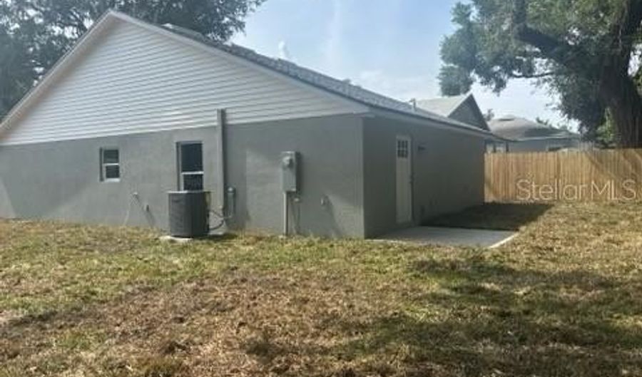 420 S 9TH Ave, Bartow, FL 33830 - 3 Beds, 2 Bath