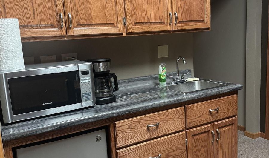 1914 E Hwy 18, Algona, IA 50511 - 0 Beds, 0 Bath