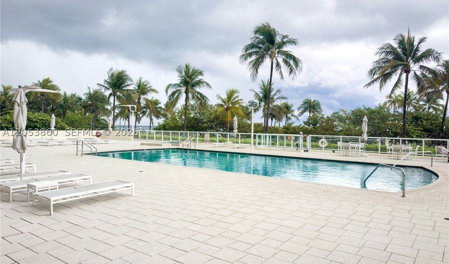 10185 Collins Ave 202, Bal Harbour, FL 33154 - 1 Beds, 1 Bath