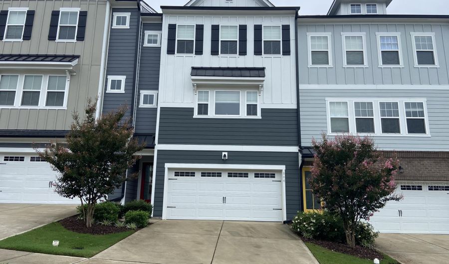 806 Grafton Peak Ln, Apex, NC 27523 - 3 Beds, 4 Bath