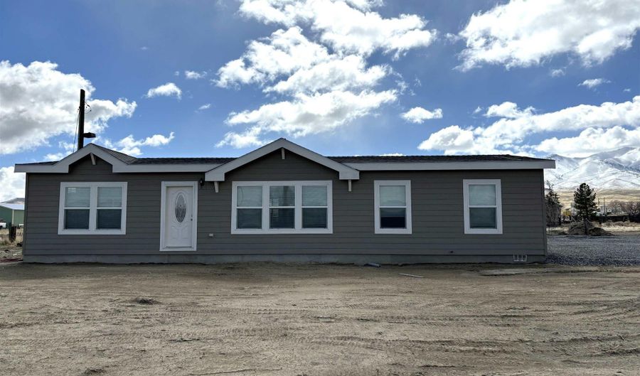 865 Pacific Ave, Imlay, NV 89418 - 3 Beds, 2 Bath