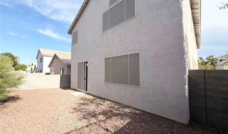 8540 LAST POINT Ave, Las Vegas, NV 89129 - 4 Beds, 3 Bath