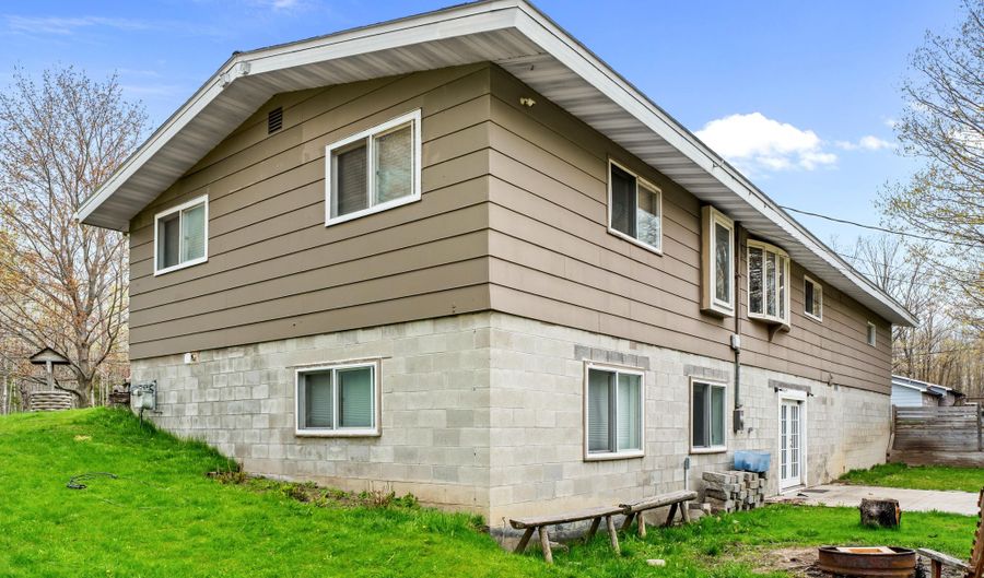 17182 Long Lake Hwy, Alpena, MI 49707 - 3 Beds, 2 Bath