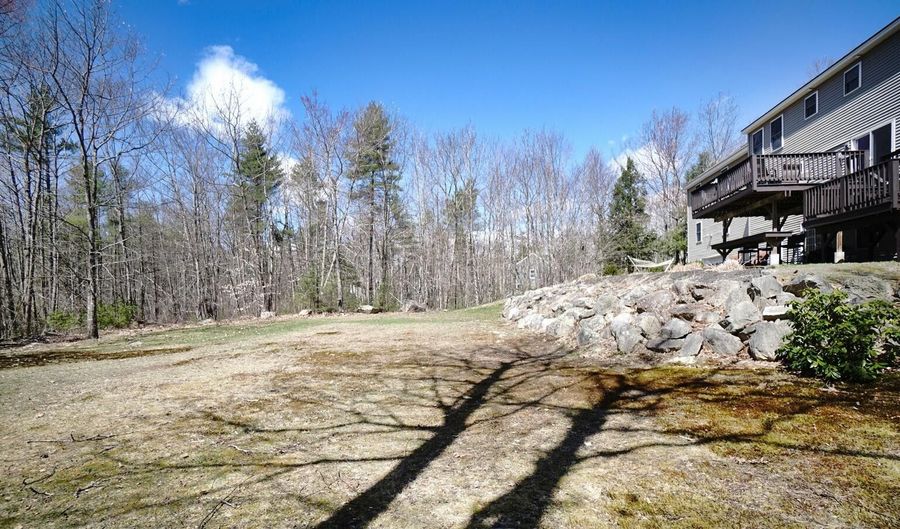 200 Cole Hill Rd, Standish, ME 04084 - 3 Beds, 3 Bath