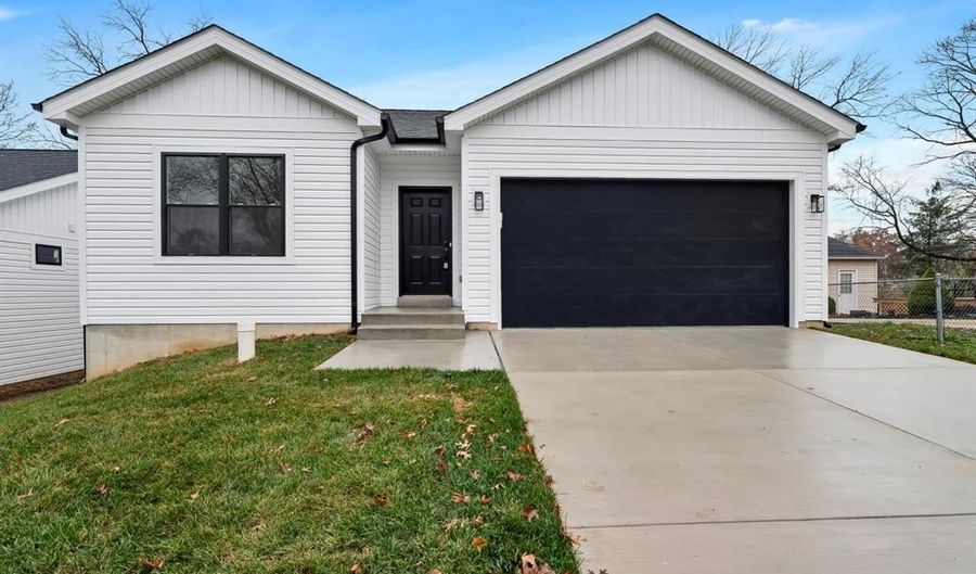 453 Rosedale Ter, Ballwin, MO 63021 - 3 Beds, 2 Bath